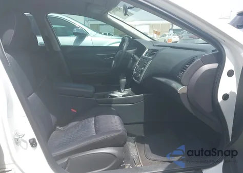 2016 Nissan Altima 2.5 from USA, damaged, VIN 1N4AL3AP2GN327656